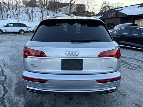 Used 2022 Audi Q5 2.0T Premium w/ Convenience Package image 13