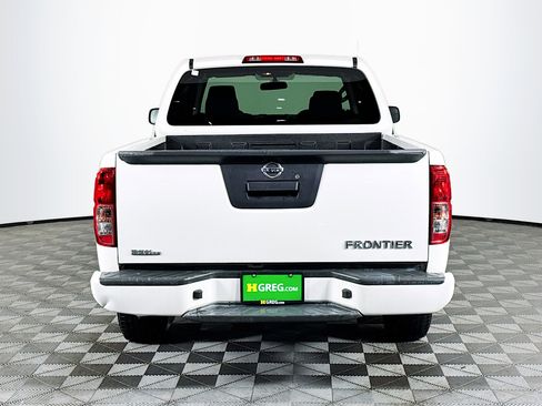 Used 2018 Nissan Frontier S image 8