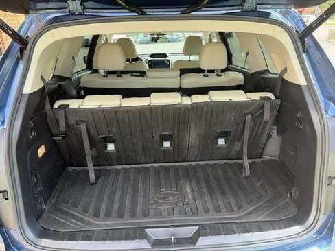 Used 2021 Subaru Ascent Limited w/ Technology Package AWD/4WD image 6