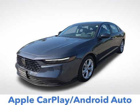 Used 2025 Honda Accord LX image 7