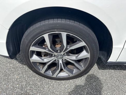 Used 2020 Acura MDX FWD image 11