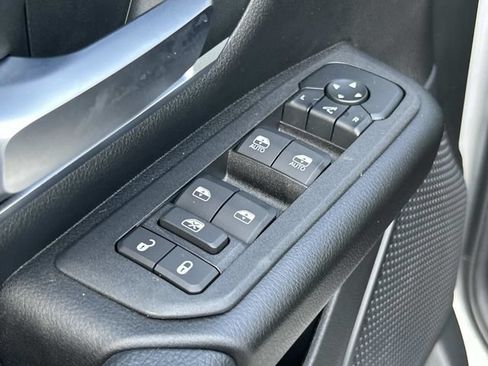 New 2027 RAM 1500 4x4 Crew Cab image 23