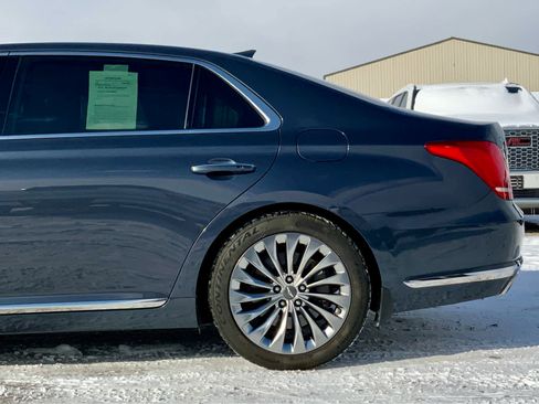 Used 2017 Genesis G90 3.3T Premium image 12