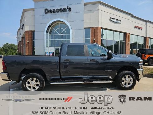 Certified 2025 RAM 2500 Big Horn AWD/4WD image 1