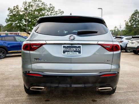 Used 2024 Buick Enclave Essence w/ Sport Touring Edition image 5