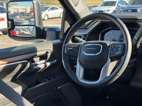 Used 2024 GMC Sierra 2500 Denali w/ Denali Reserve Package image 12