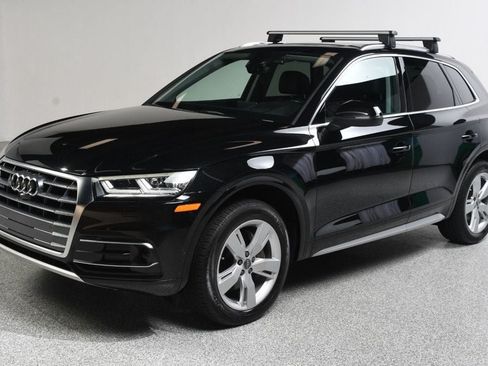 Used 2019 Audi Q5 Prestige AWD/4WD image 2