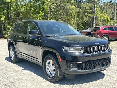 Used 2023 Jeep Grand Cherokee Laredo
