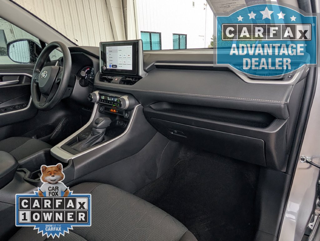 Used 2025 Toyota RAV4 XLE w/ Convenience Package FWD image 22