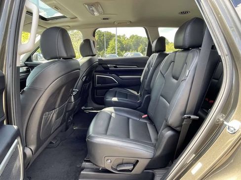 Certified 2024 Kia Telluride S w/ S Sunroof Package FWD image 10