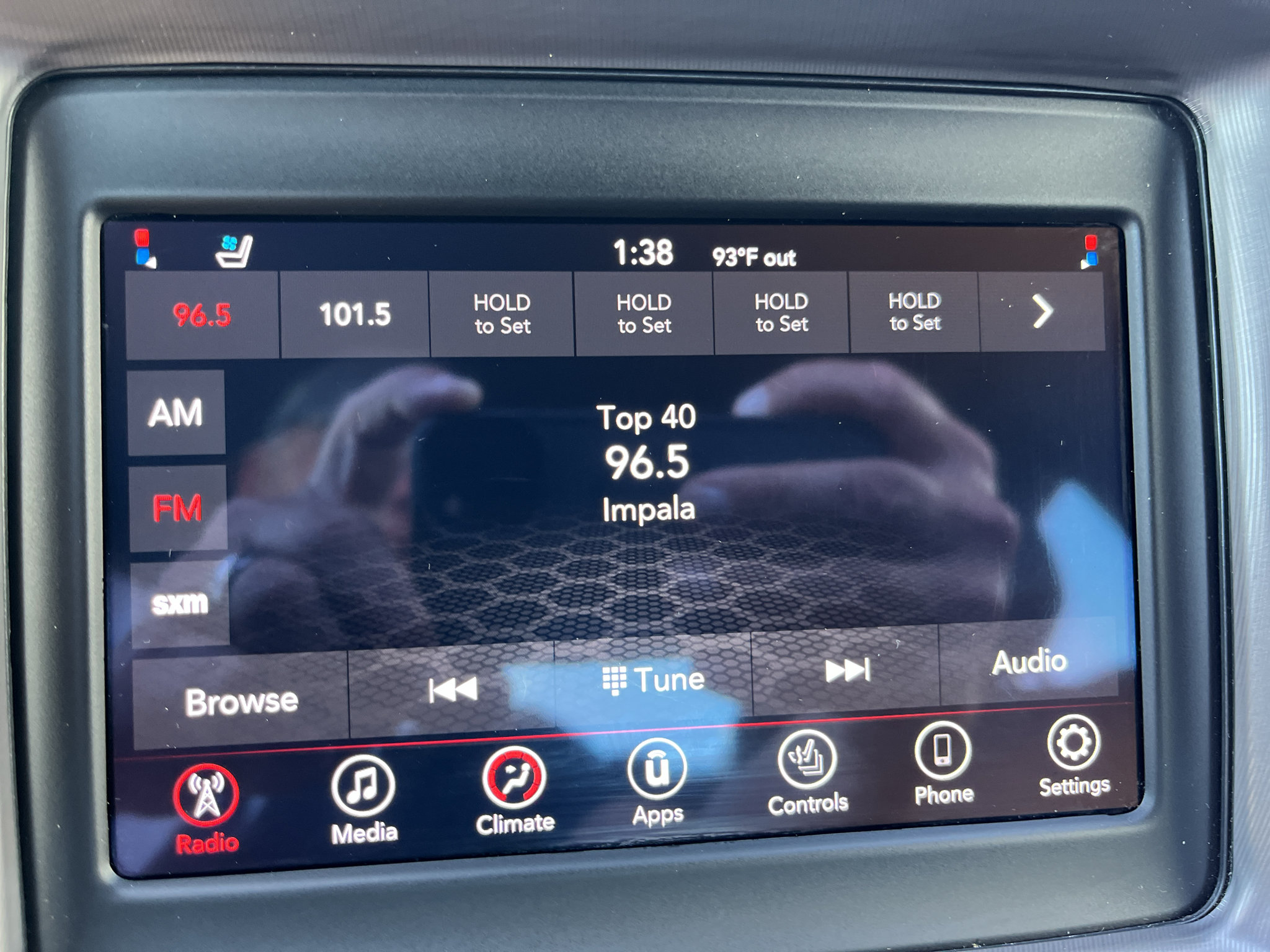 Used 2022 Dodge Charger SXT w/ Leather Interior Group RWD image 18
