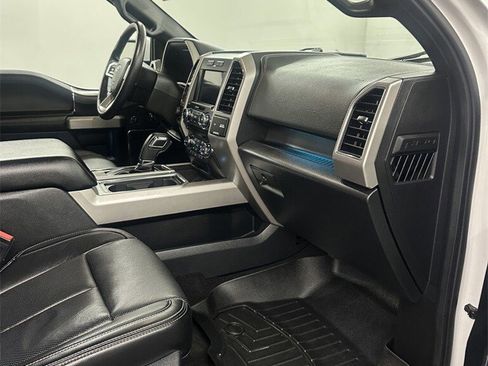 Used 2018 Ford F150 Lariat image 41