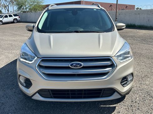 Used 2018 Ford Escape Titanium image 2
