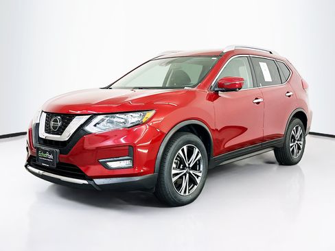 Used 2019 Nissan Rogue SV w/ Premium Package AWD/4WD image 3