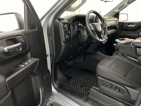 Certified 2025 Chevrolet Silverado 1500 Custom AWD/4WD image 21