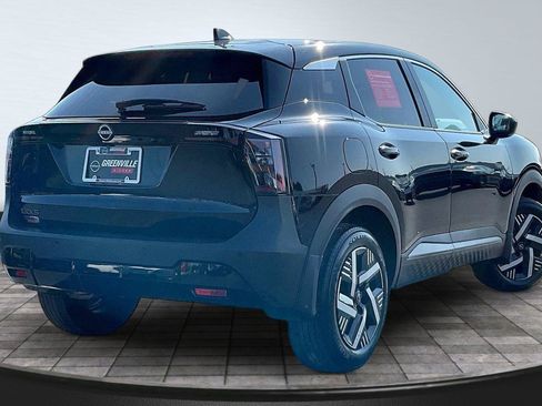 Certified 2025 Nissan Kicks SV FWD image 14