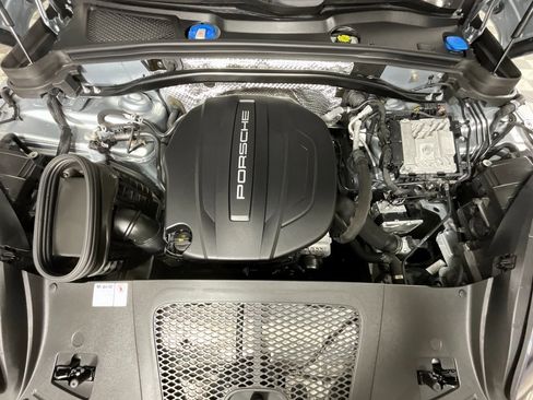 Used 2020 Porsche Macan image 28