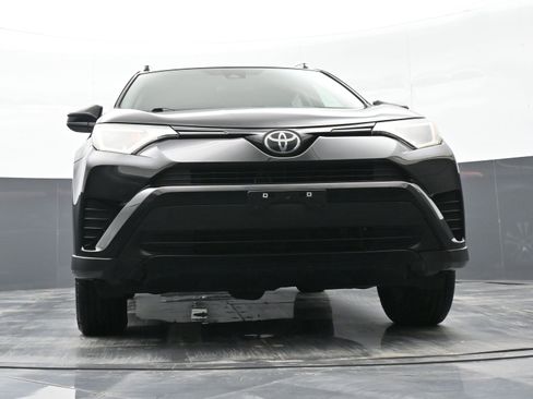 Used 2017 Toyota RAV4 LE image 38