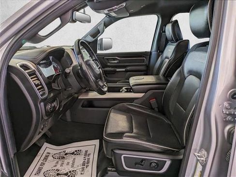 Used 2019 RAM 1500 Laramie w/ Sport Appearance Package image 18