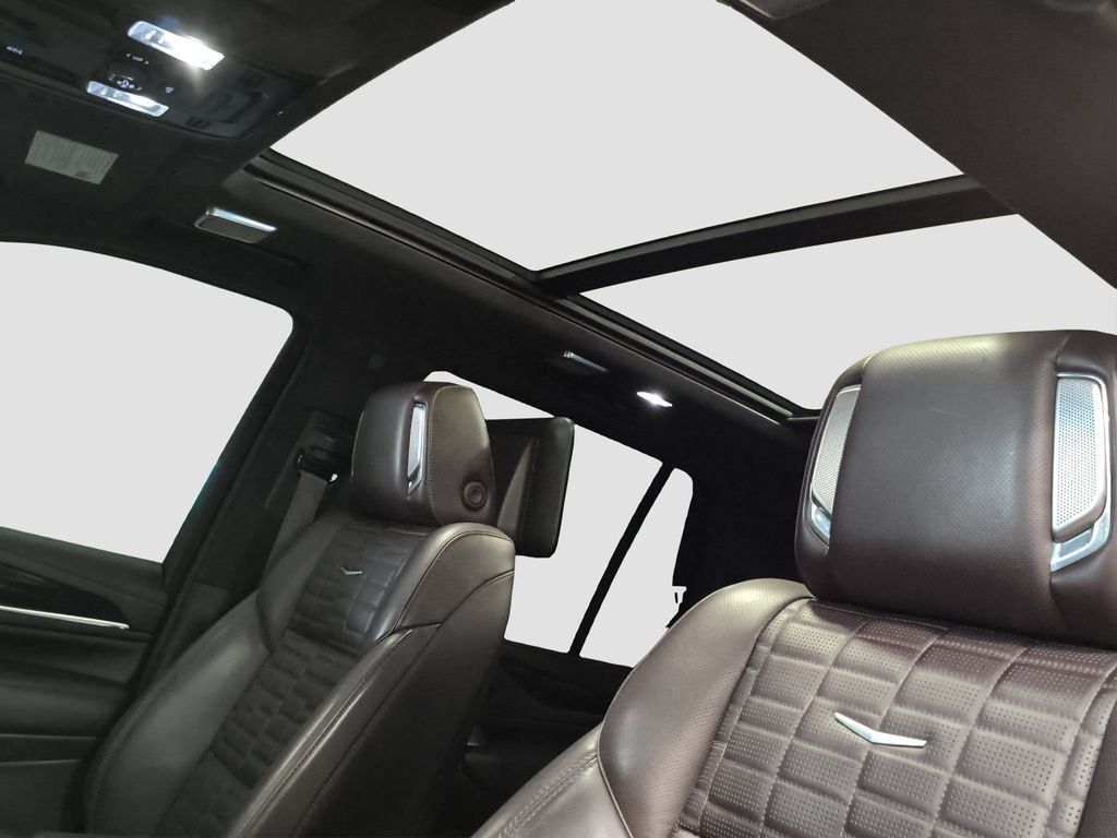 Used 2022 Cadillac Escalade Sport Platinum AWD/4WD image 11