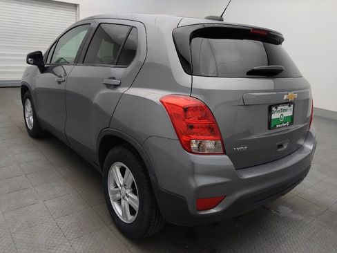 Used 2020 Chevrolet Trax LS w/ Tint and Cruise Package FWD image 5