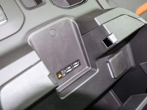 New 2026 GMC Sierra 2500 AT4 image 27