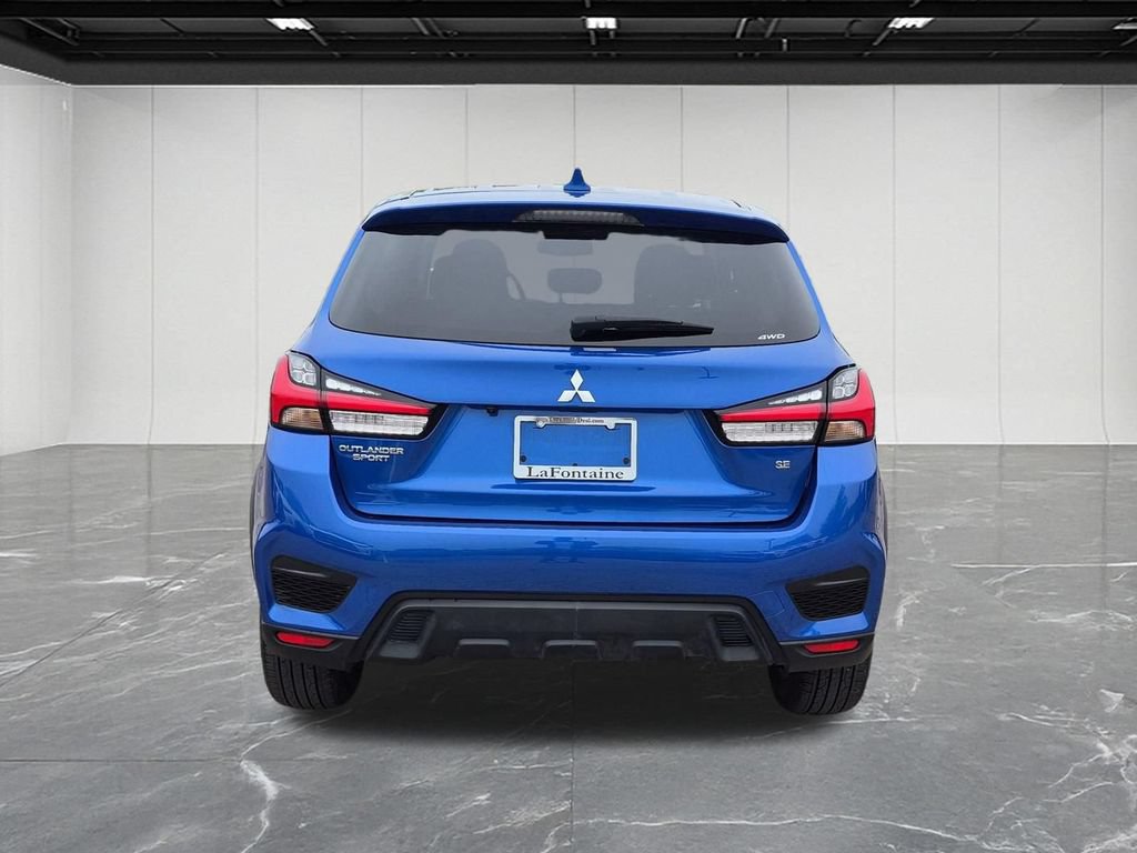 Used 2026 Mitsubishi Outlander Sport SE AWD/4WD image 4