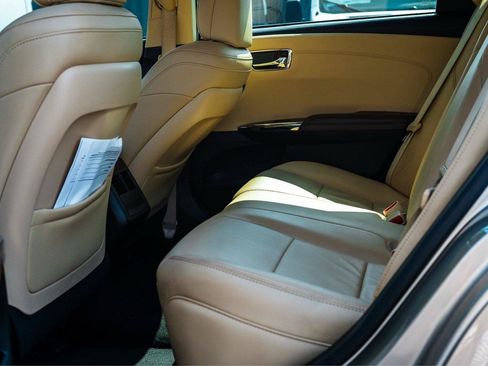 Used 2015 Toyota Avalon XLE Touring FWD image 21