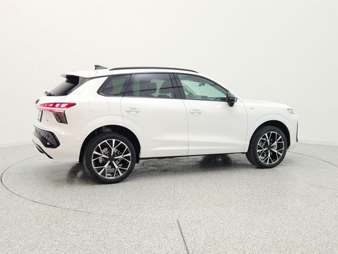 New 2026 Audi Q3 quattro 2.0T AWD/4WD image 10