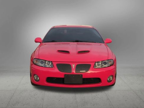 Used 2005 Pontiac GTO image 9