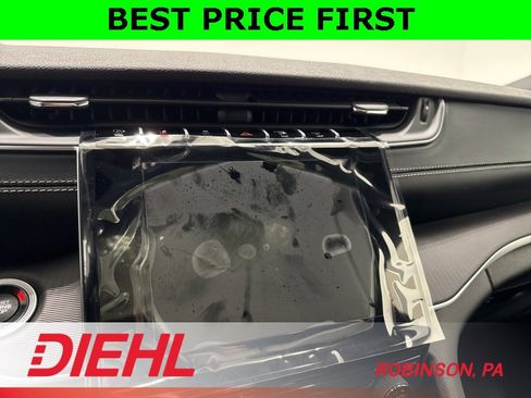 New 2025 Jeep Grand Cherokee Laredo X image 28