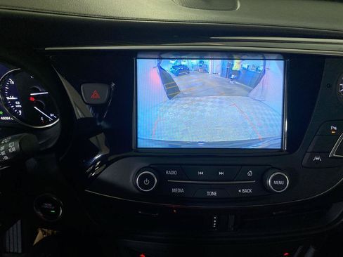 Used 2020 Buick Envision Premium AWD/4WD image 27