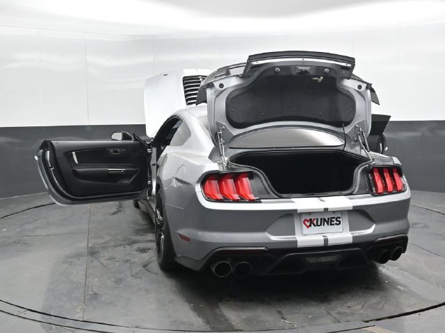 Used 2022 Ford Mustang Shelby GT500 w/ Technology Package RWD image 45