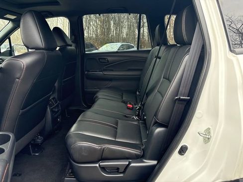 Used 2023 Honda Passport TrailSport image 17