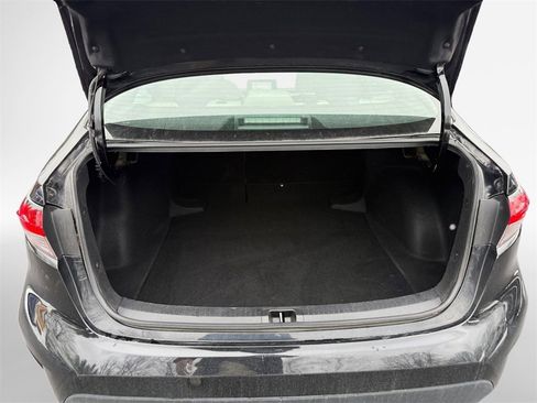 Used 2023 Toyota Corolla LE image 9