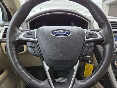Used 2013 Ford Fusion SE FWD image 23