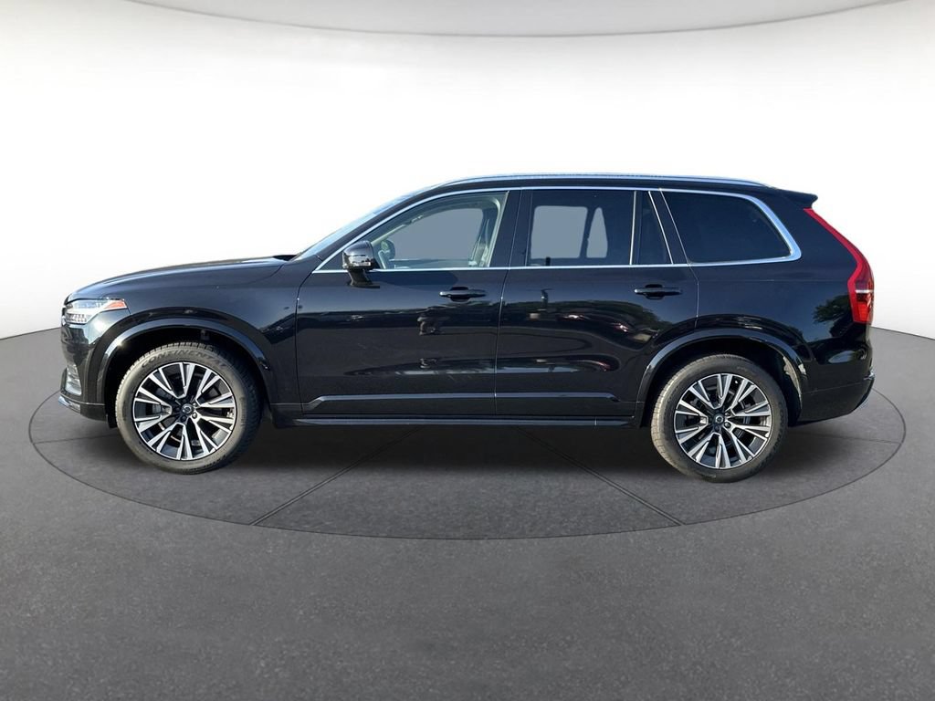 Used 2022 Volvo XC90 T5 Momentum w/ Protection Package Premier FWD image 2