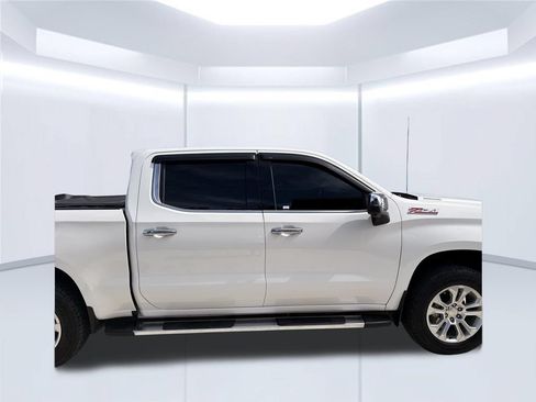 Used 2024 Chevrolet Silverado 1500 LTZ AWD/4WD image 6