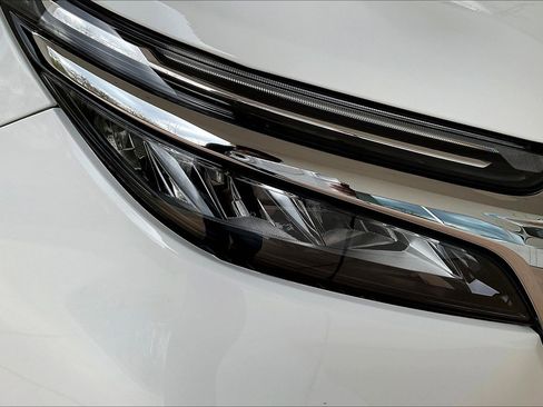 Used 2023 Chevrolet Equinox LT image 29