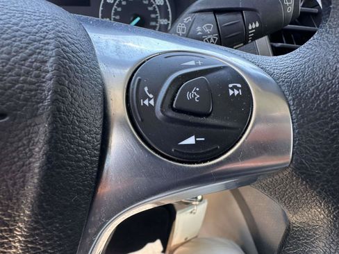 Used 2022 Ford Transit Connect XLT FWD image 19