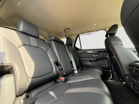 Used 2025 Honda Pilot EX-L image 24