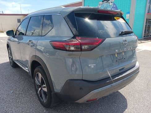 Used 2023 Nissan Rogue SL w/ SL Premium Package FWD image 5
