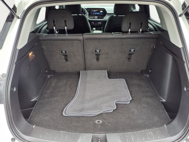 Used 2025 Chevrolet TrailBlazer LT FWD image 7