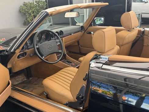 Used 1989 Mercedes-Benz 560 SL image 29