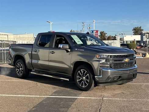 Used 2019 Chevrolet Silverado 1500 LT w/ All-Star Edition image 2