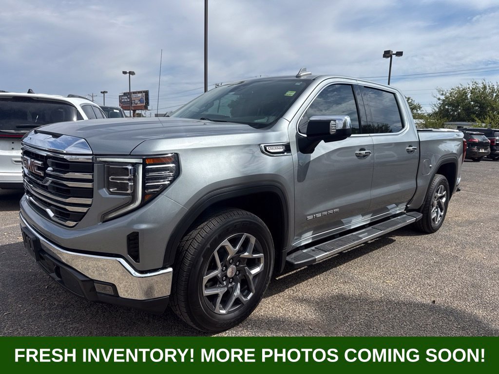 Used 2023 GMC Sierra 1500 SLT AWD/4WD image 5