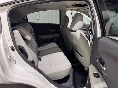 Used 2022 Honda HR-V EX image 26