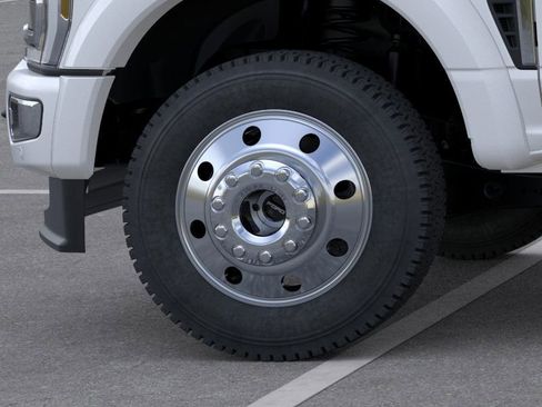 New 2026 Ford F450 Platinum w/ Platinum Plus Package image 19