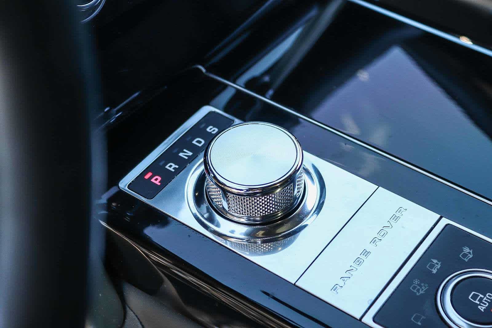 Used 2014 Land Rover Range Rover Autobiography AWD/4WD image 21