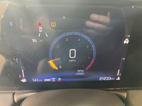 Used 2025 Chevrolet TrailBlazer LT AWD/4WD image 15